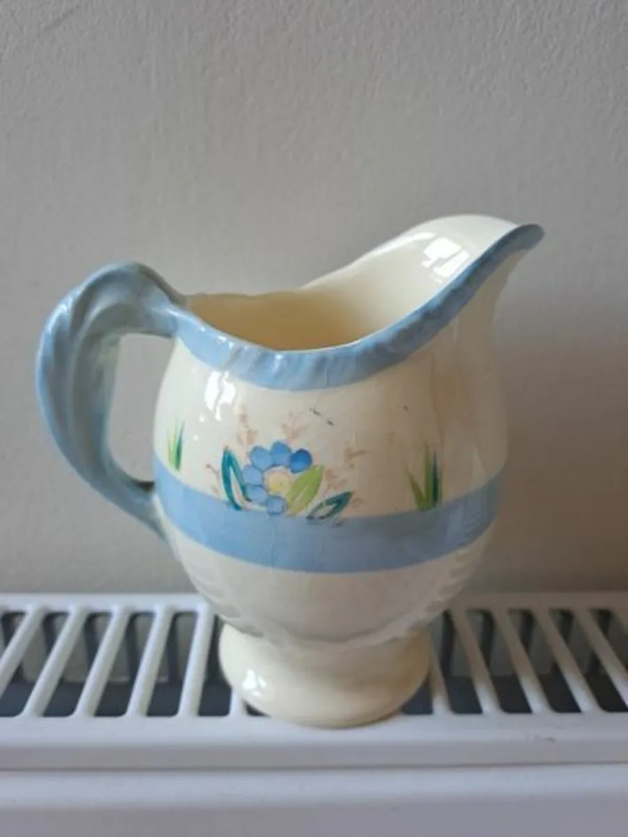Milk jug from New Hall - Image 1