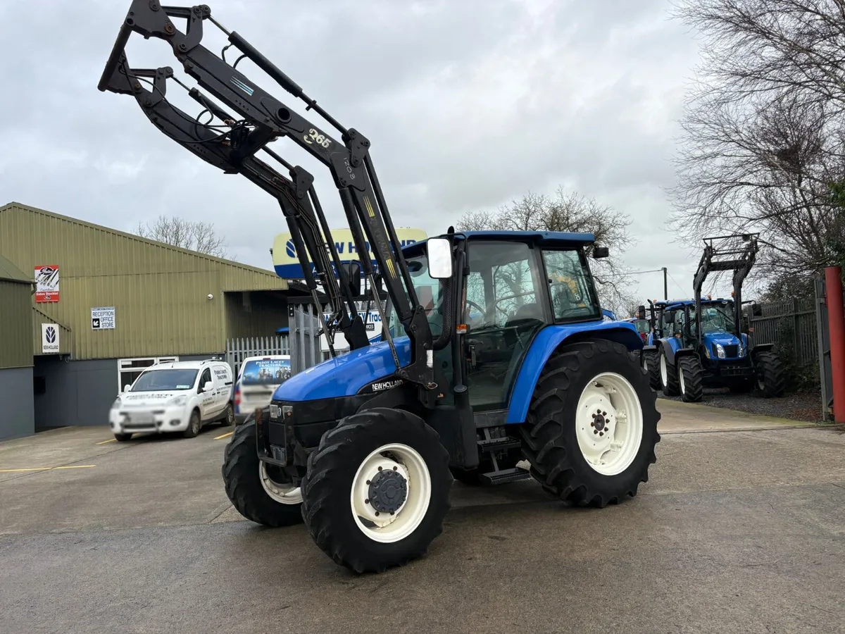 2000 NEW HOLLAND TL90 - Image 1