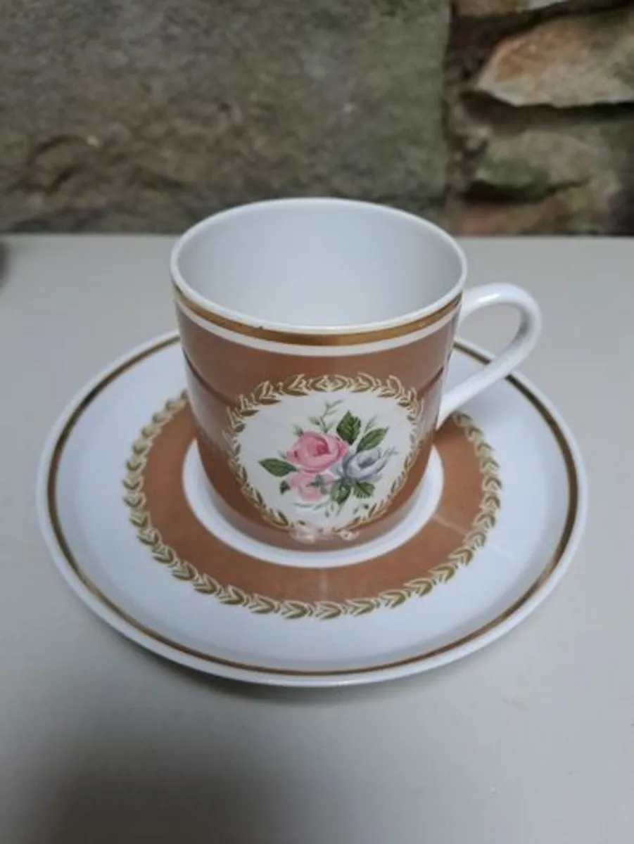 MOSA cup and saucer - Image 1