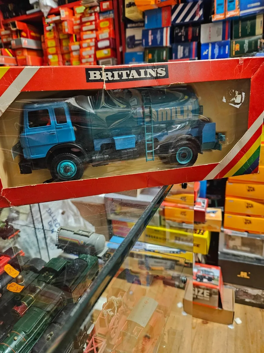 Britain's Iveco Milk Lorry - Image 3