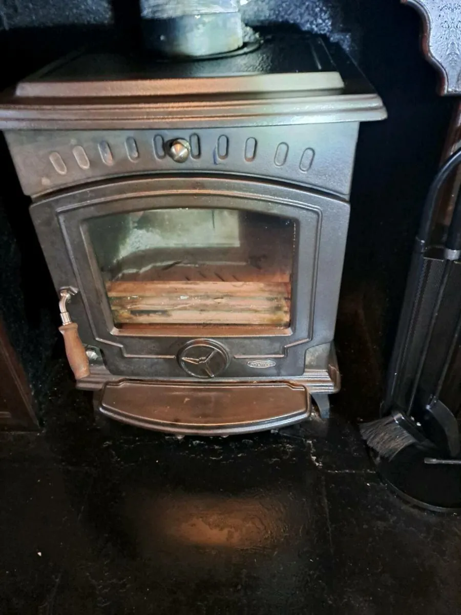 Stove - Image 4