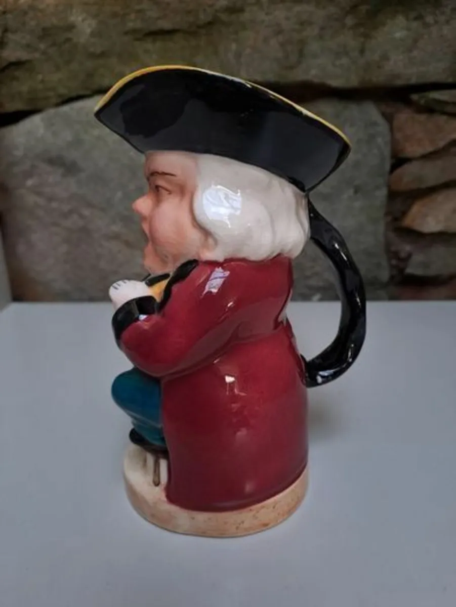 3 Toby jugs - Image 4