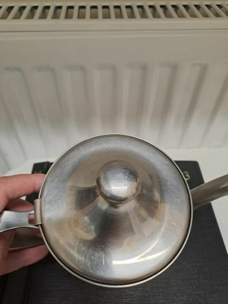 Oneida 18 8 tea pot - Image 4