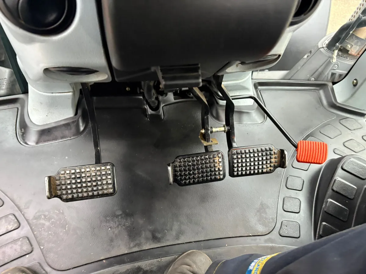 2014 NEW HOLLAND T7.210 BLUE POWER - Image 3