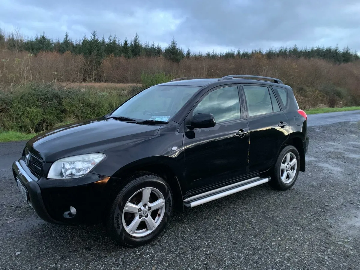 Toyota Rav 4 4 Wheel Drive - Image 2