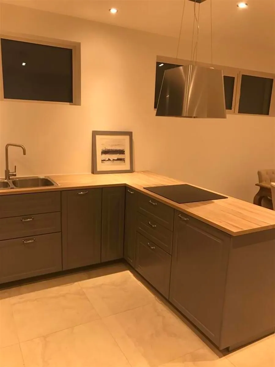 Kitchen & Appliances - Image 2