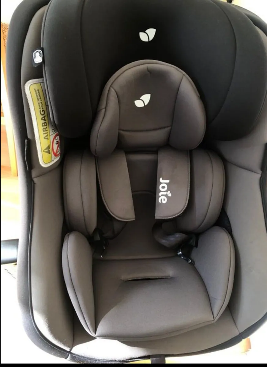 Car seat - Image 1