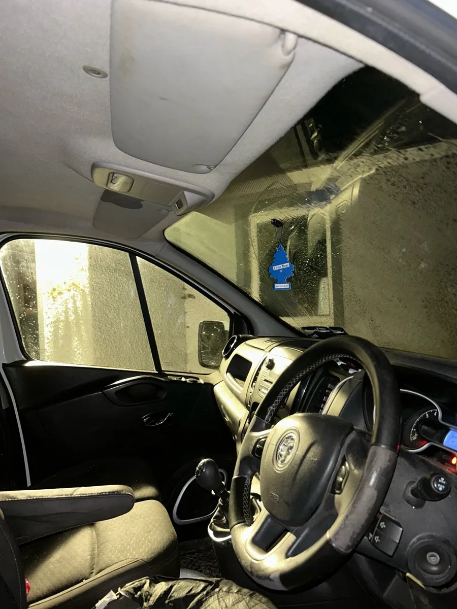Vauxhall Vivaro Sportive LWB - Image 4