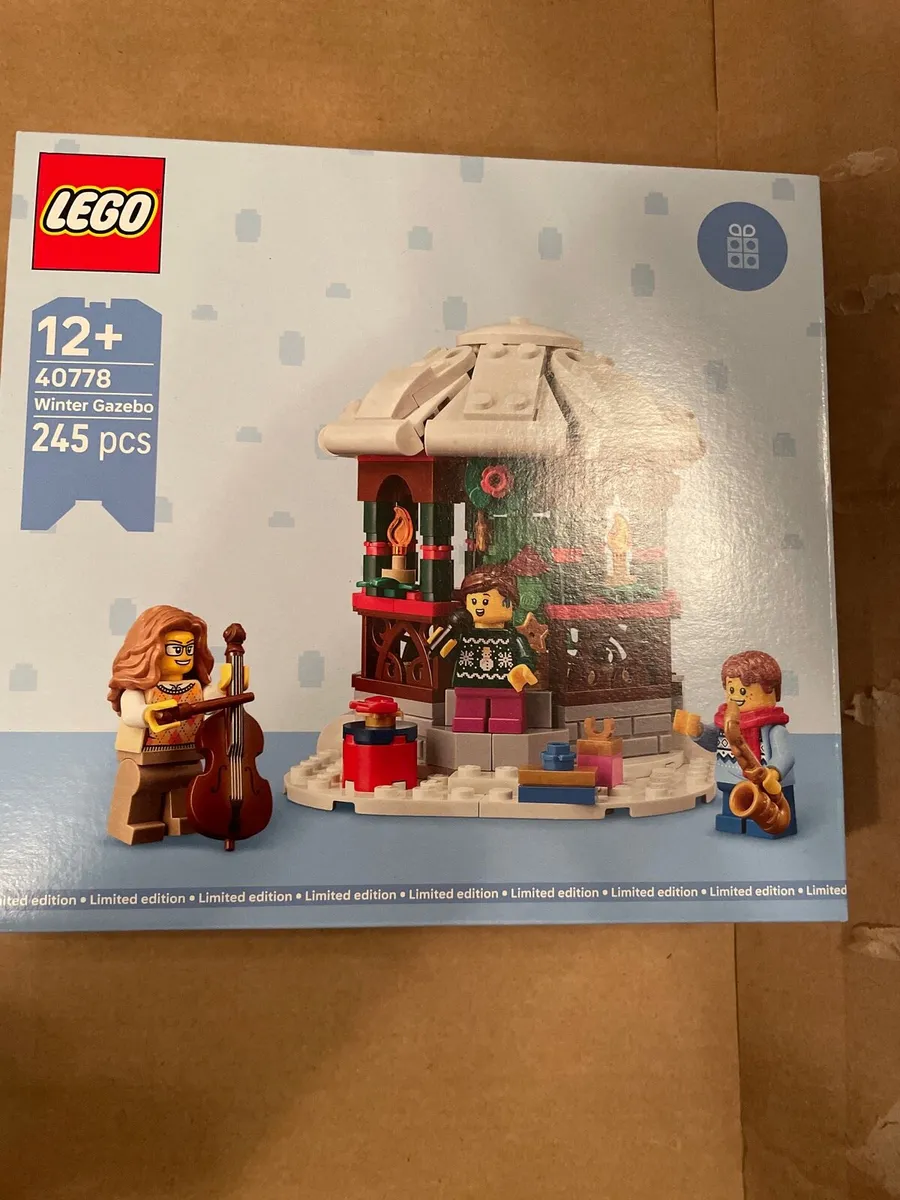 Lego Winter Gazebo