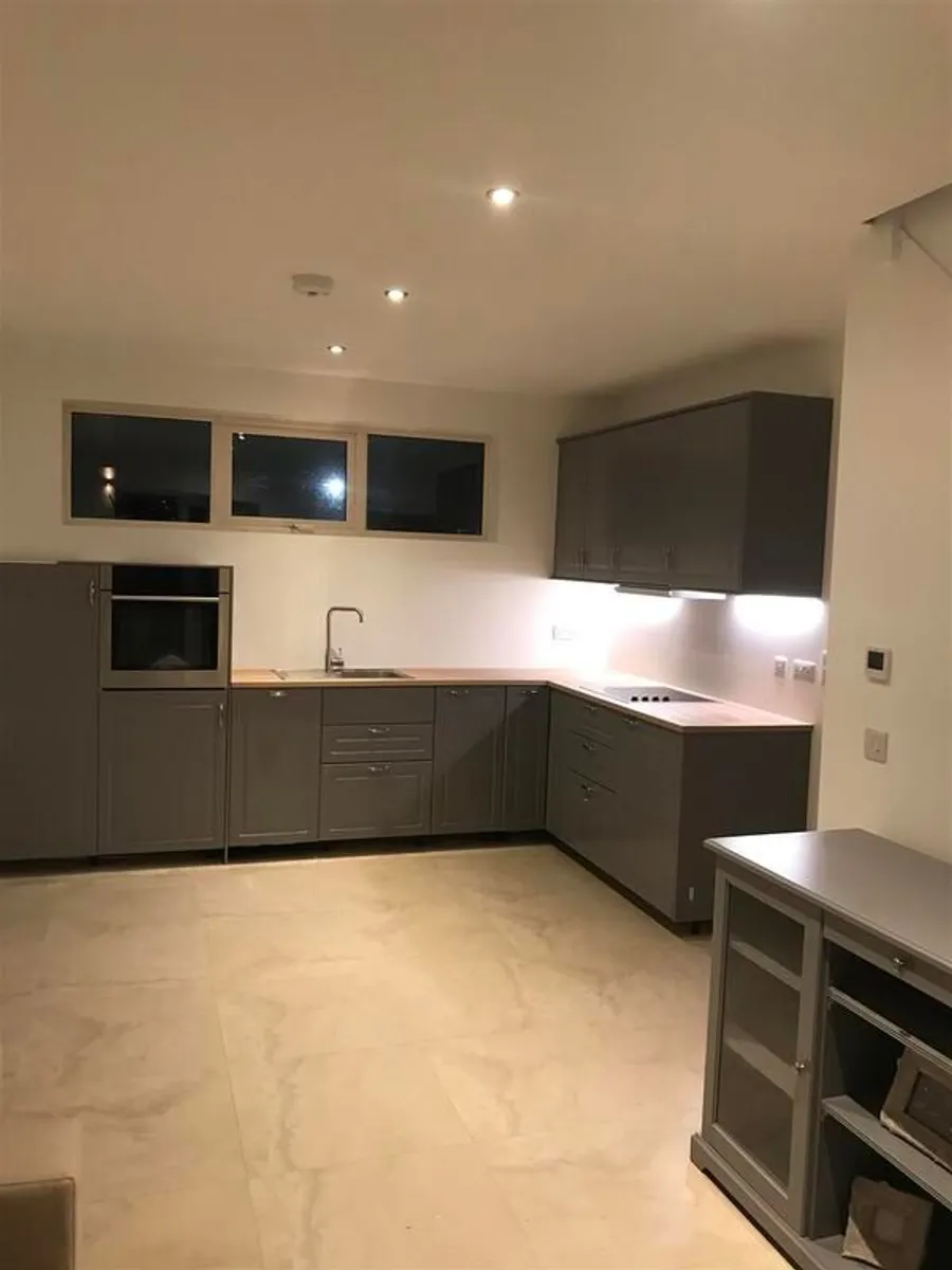 Kitchen Appliances - Image 2