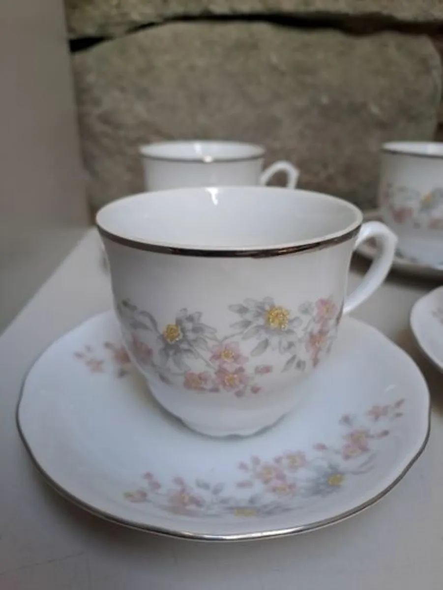 Vintage cups and saucers Chechoslovakia - Image 2
