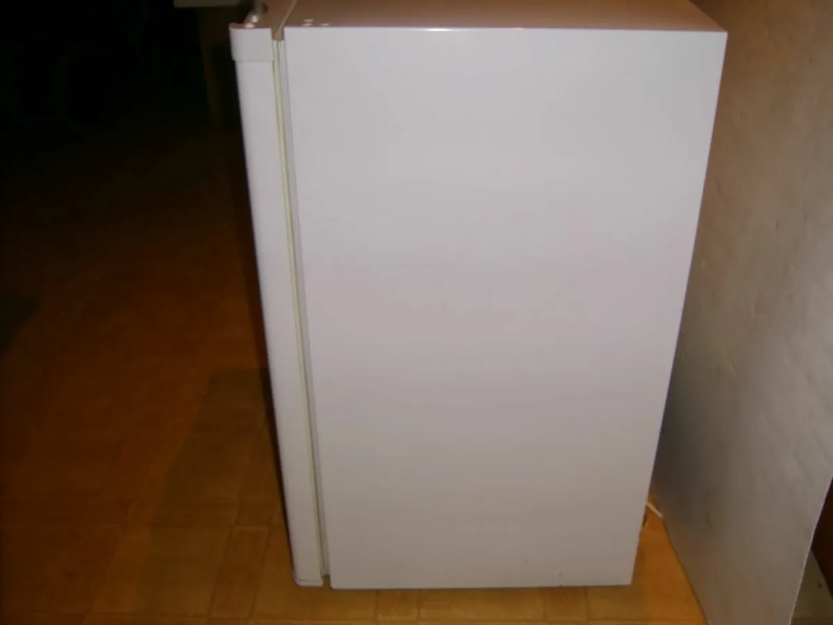 under counter freezer - Image 2