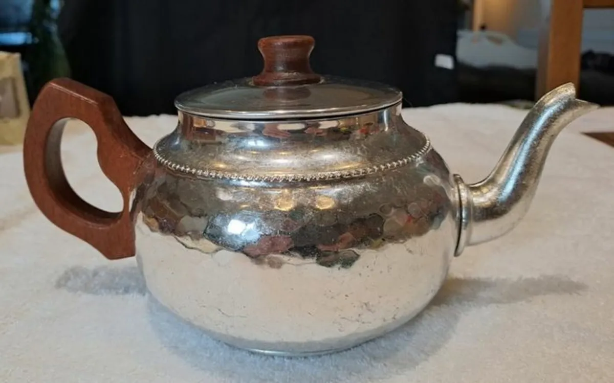 Vintage teapot SONA - Image 4