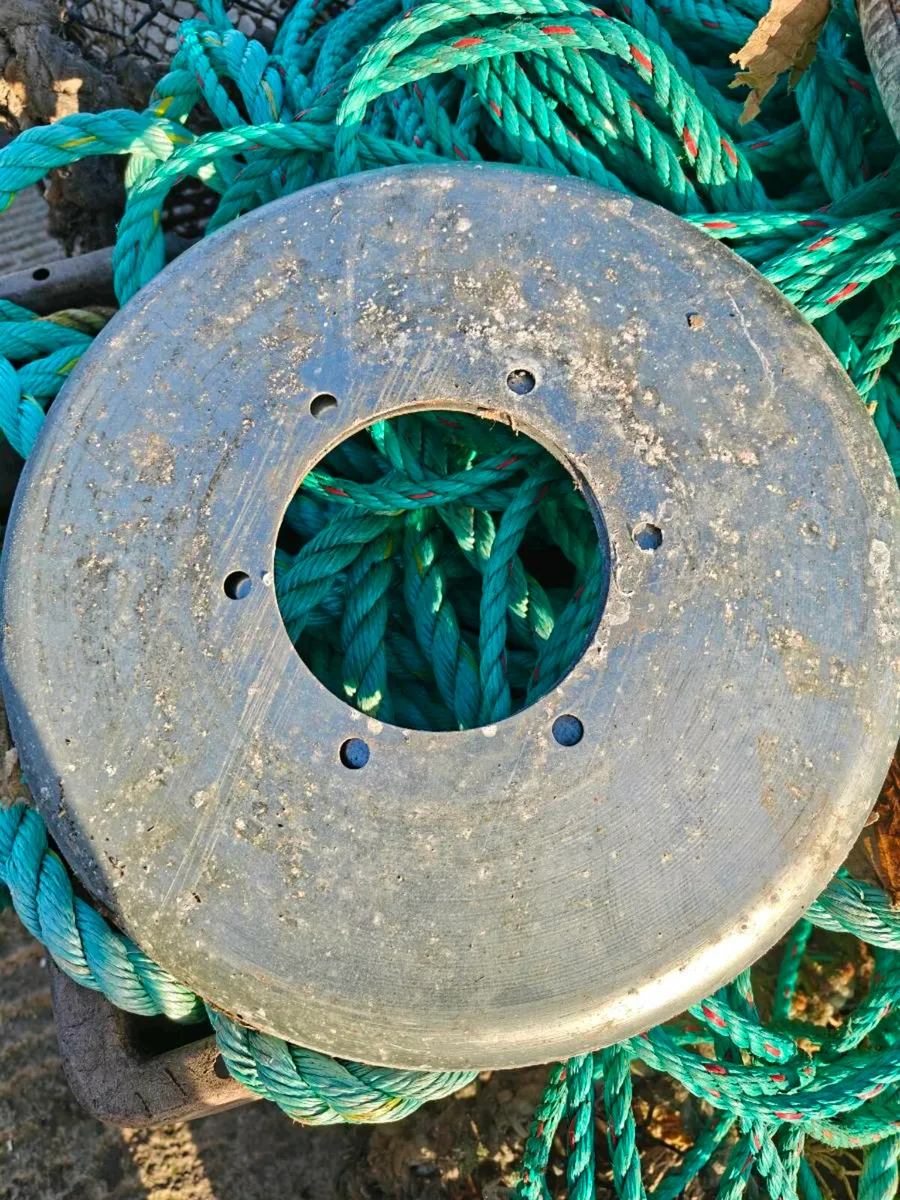 Wear plates for hauler - Image 4