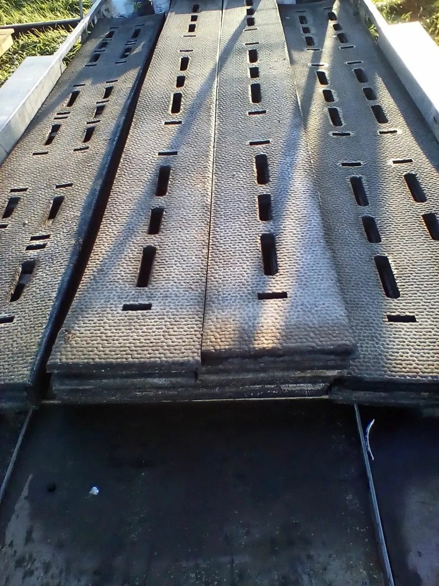 Slat mats and cow cubicle matteress - Image 1