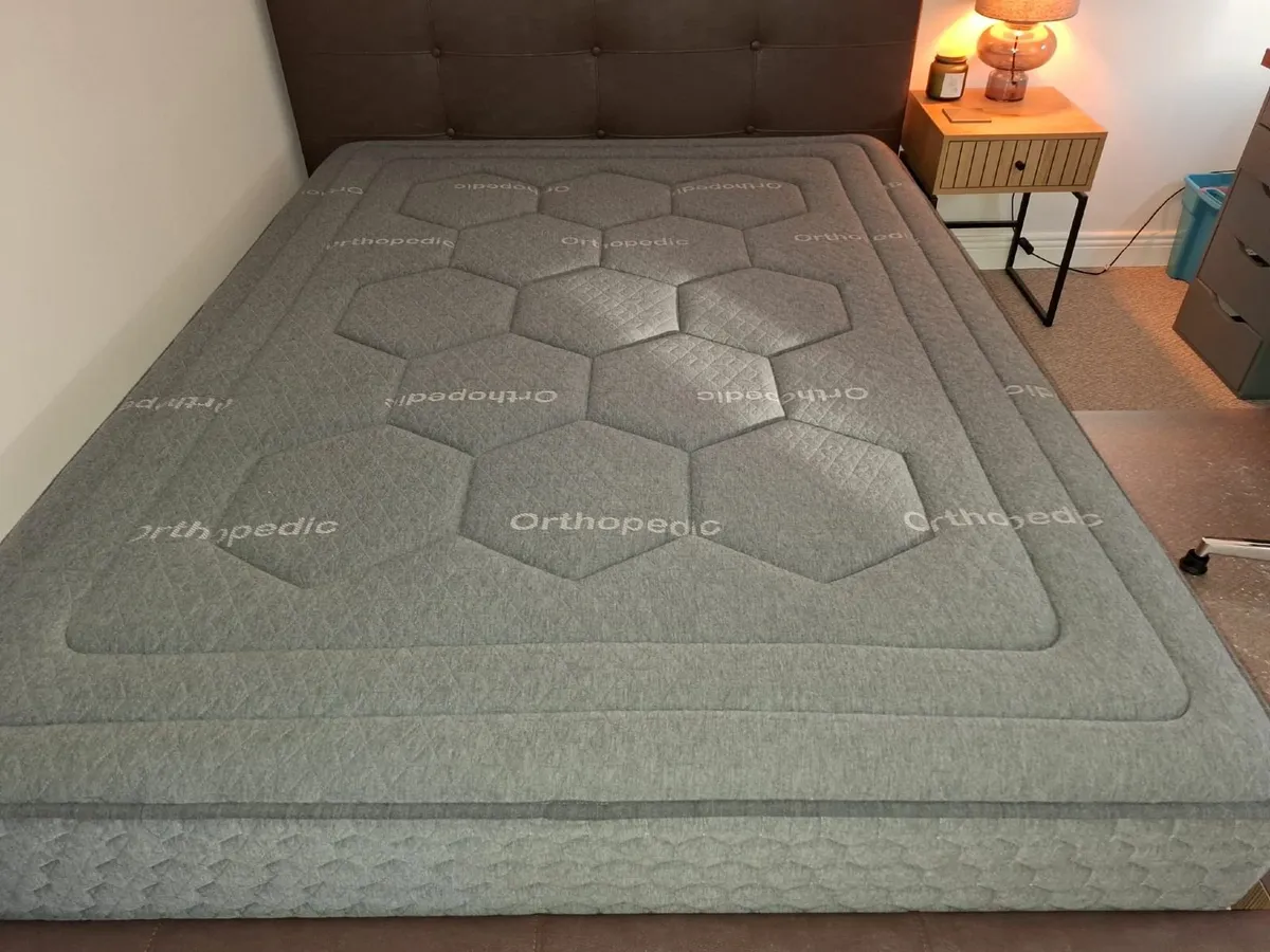 King size matress - Image 3