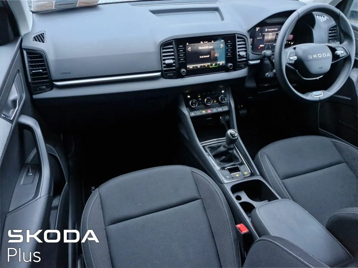 Skoda Karoq SELECTION 2.0TDI 115HP - Image 4