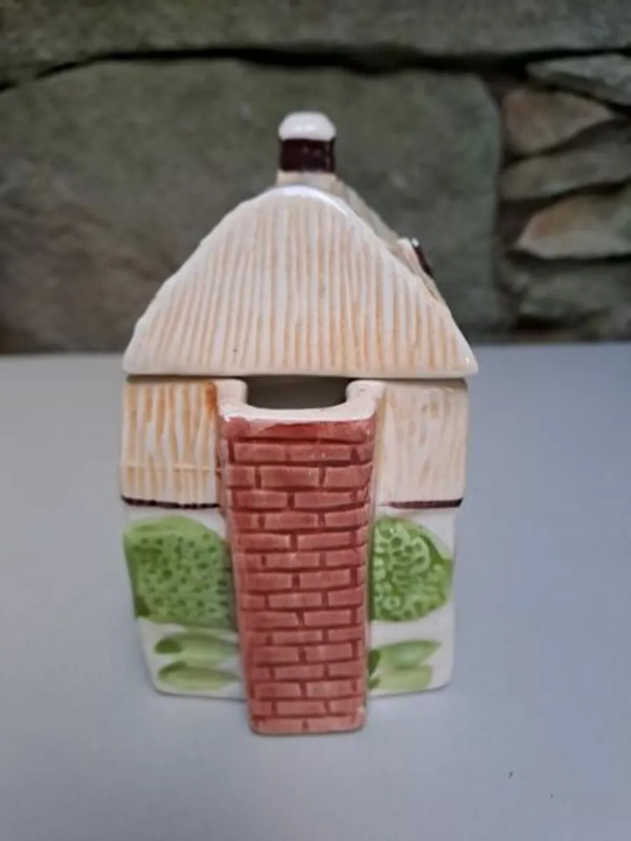 English Cottage teapot - Image 3