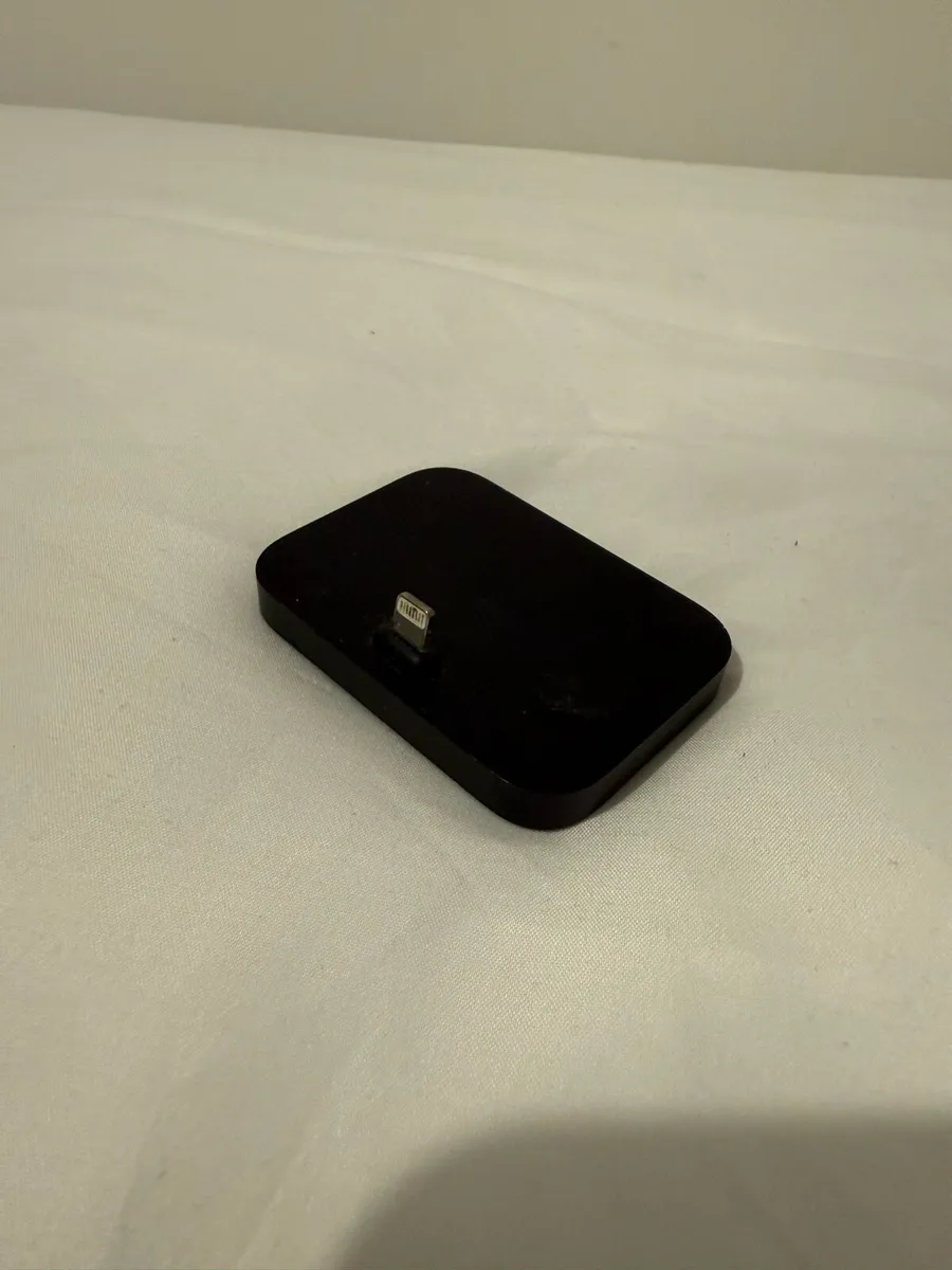 Apple Lightning Dock (Black, original)