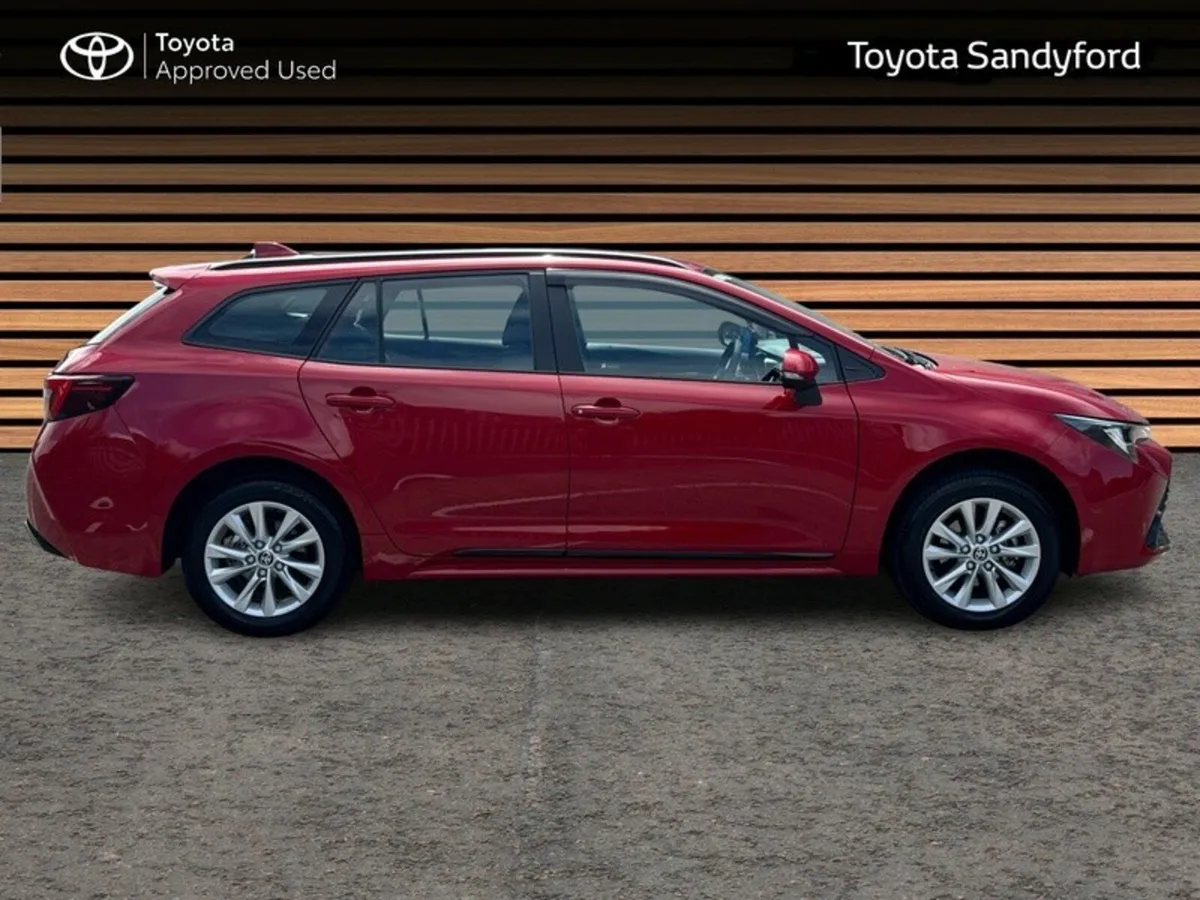 Toyota Corolla TOURING SPORT ESTATE HYBRID LUNA // - Image 3
