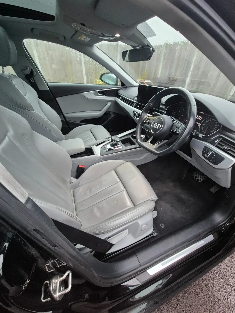 Audi A4 2022 - Image 3
