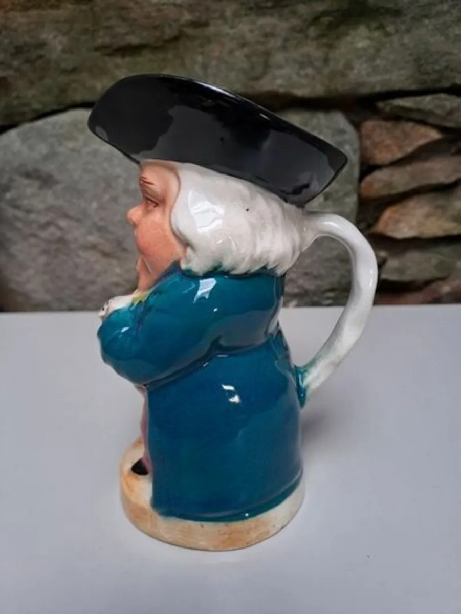 Town Cryer Burlington ware - Image 2