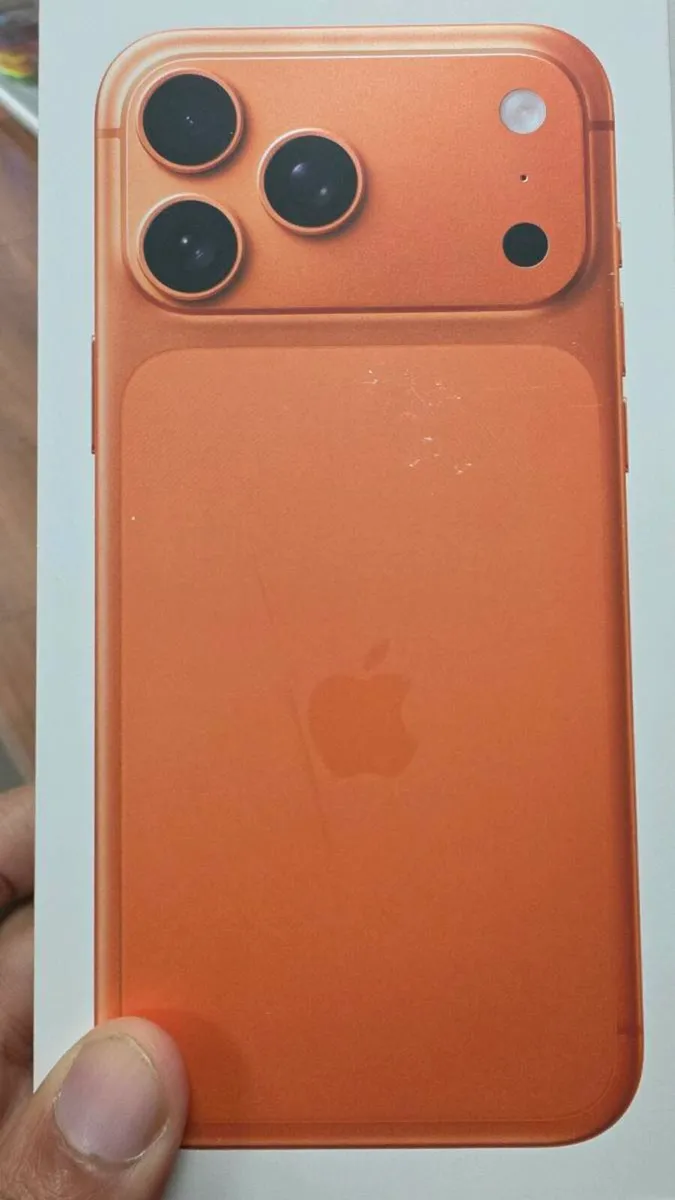 iPhone 17 Pro Max 256gb White - Image 2