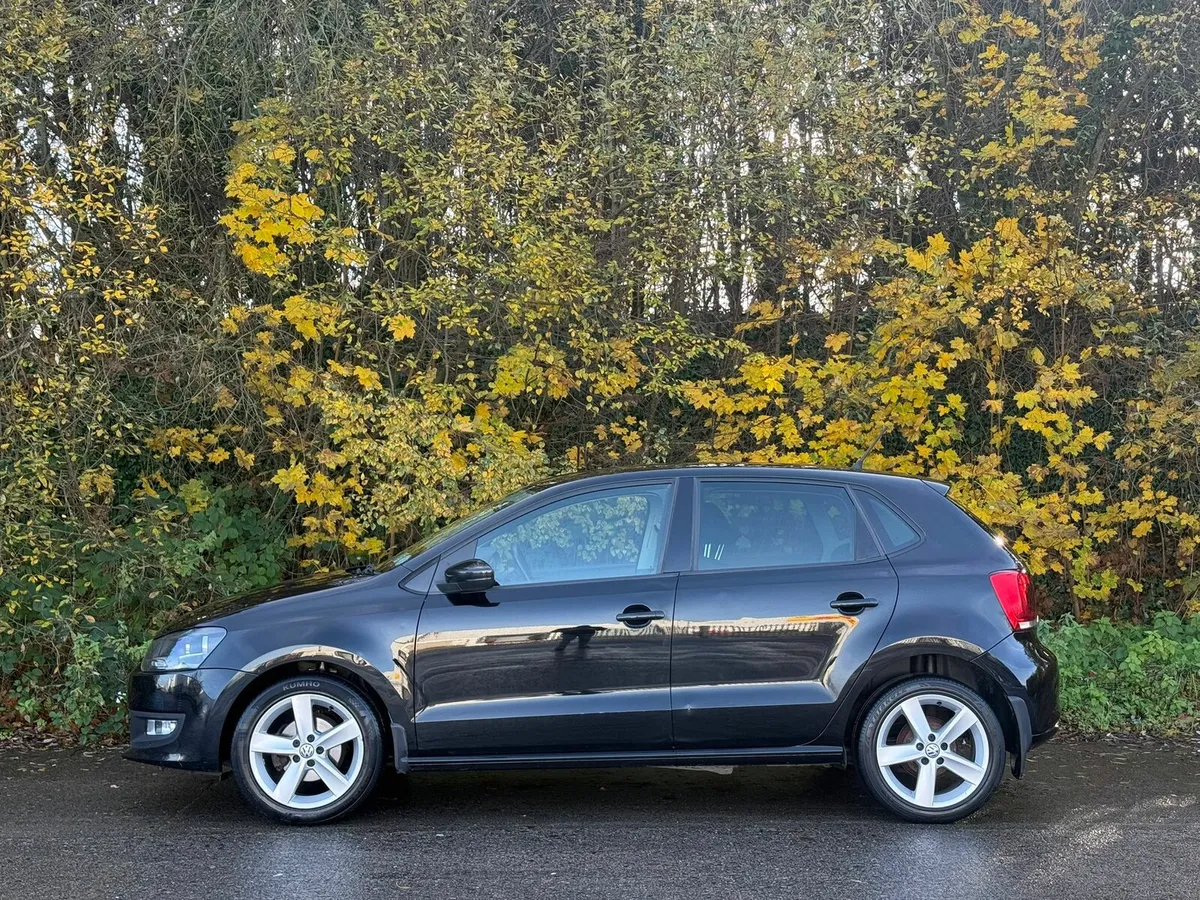 VW polo new NCT low mileage €7900 - Image 4