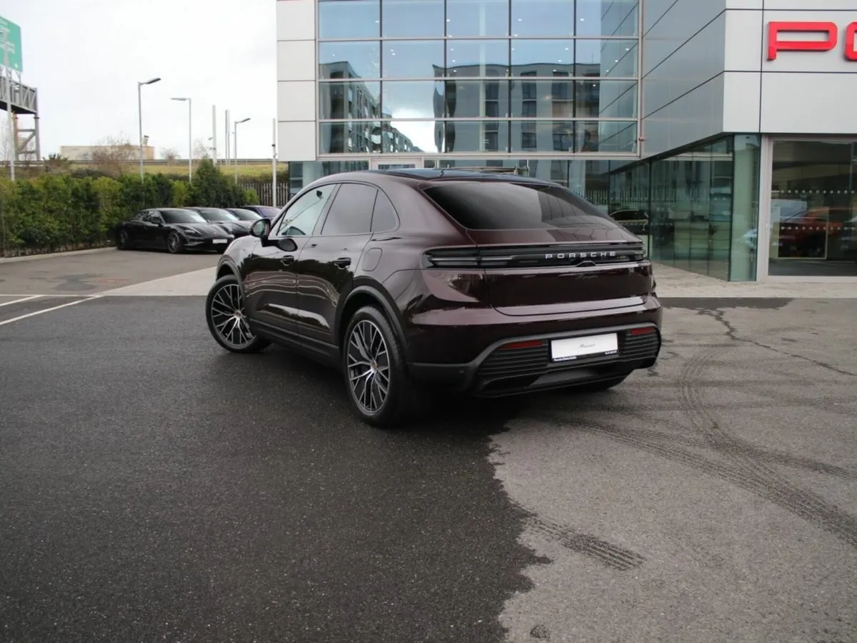 Porsche Macan Electric (New 2026) - Image 3