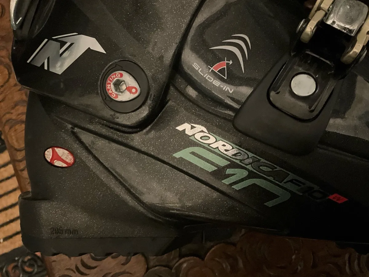 Nordica F10 Women’s Ski Boots - Image 4