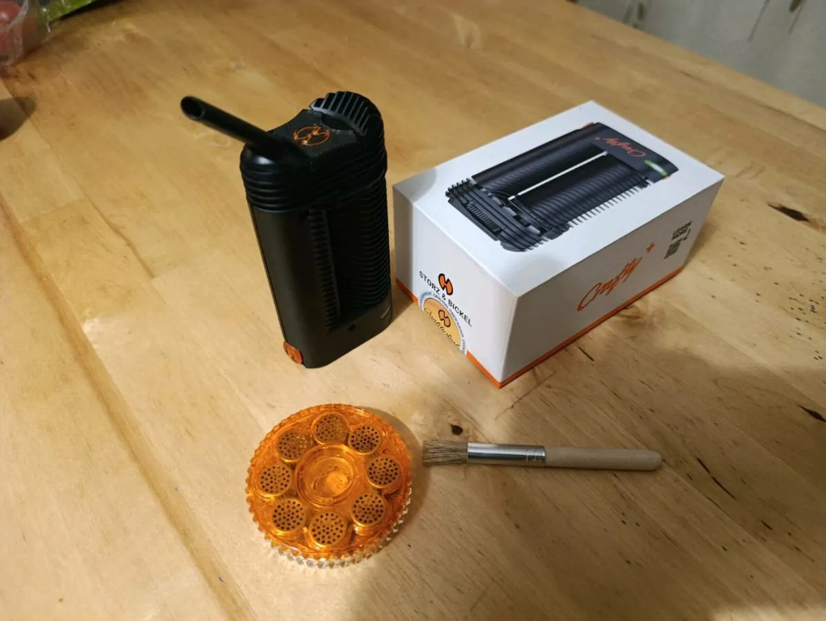 Storz and bickel dry herb vaporiser - Image 1