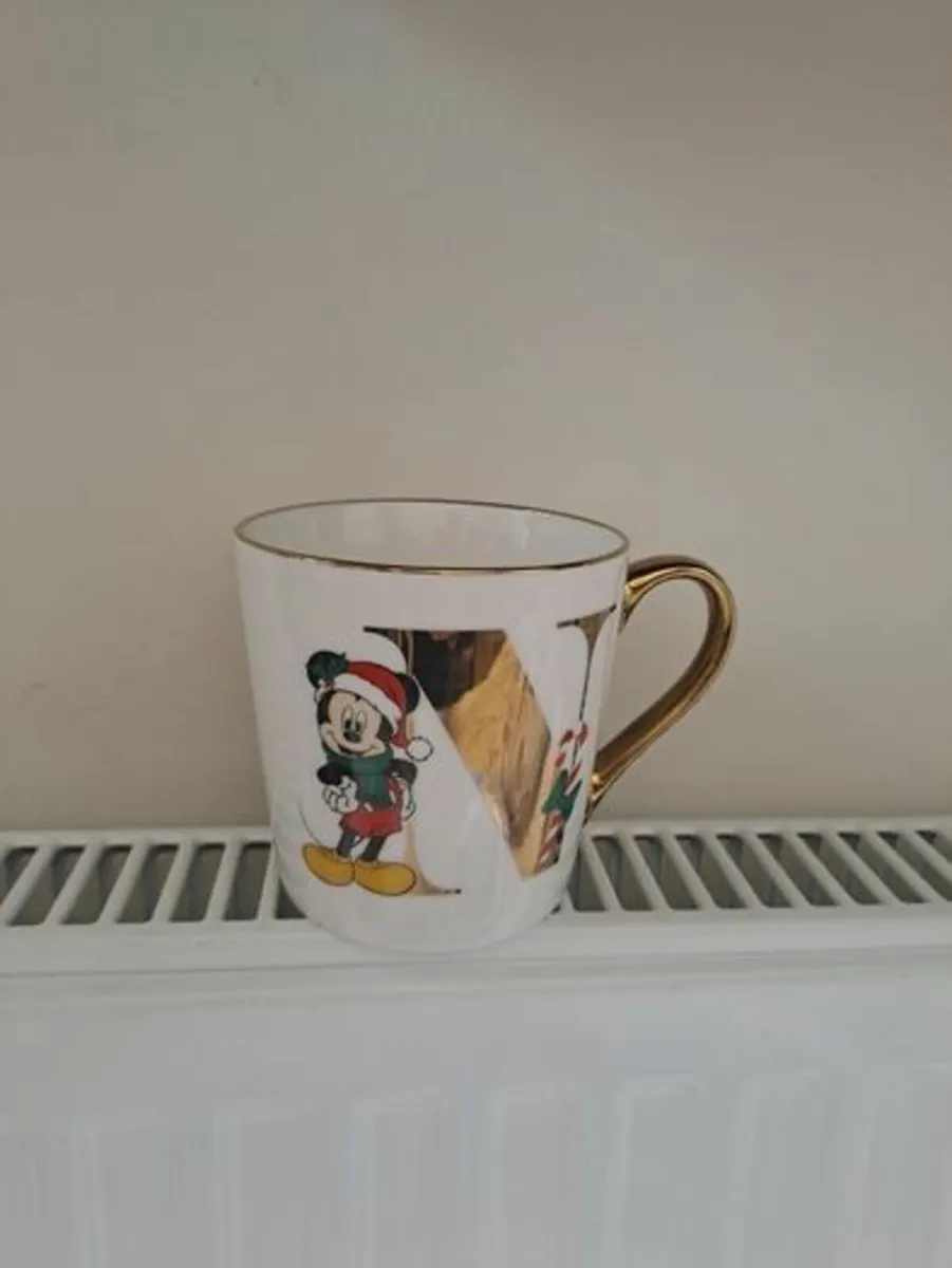 Disney Christmas Alphabet Mug letter N - Image 1