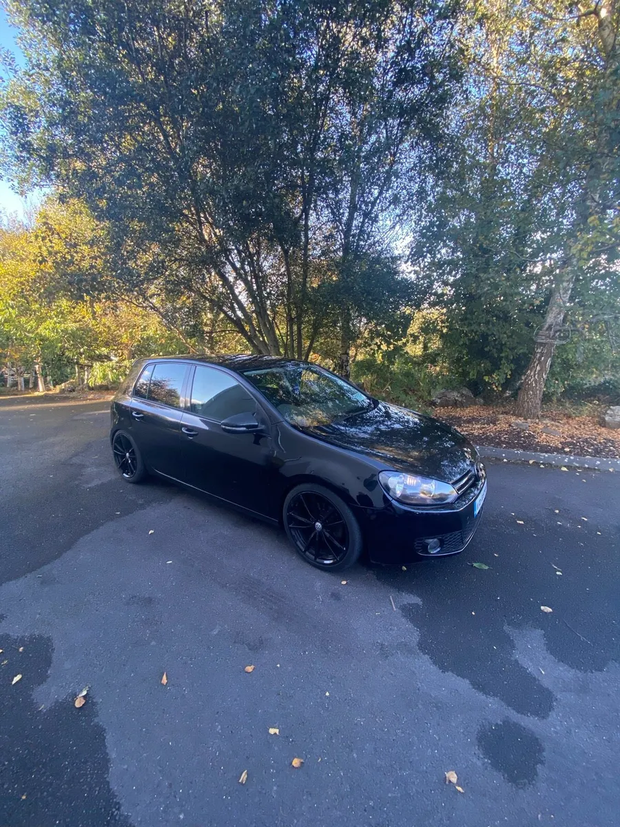 Volkswagen Golf 2011 1.6tdi - Image 4