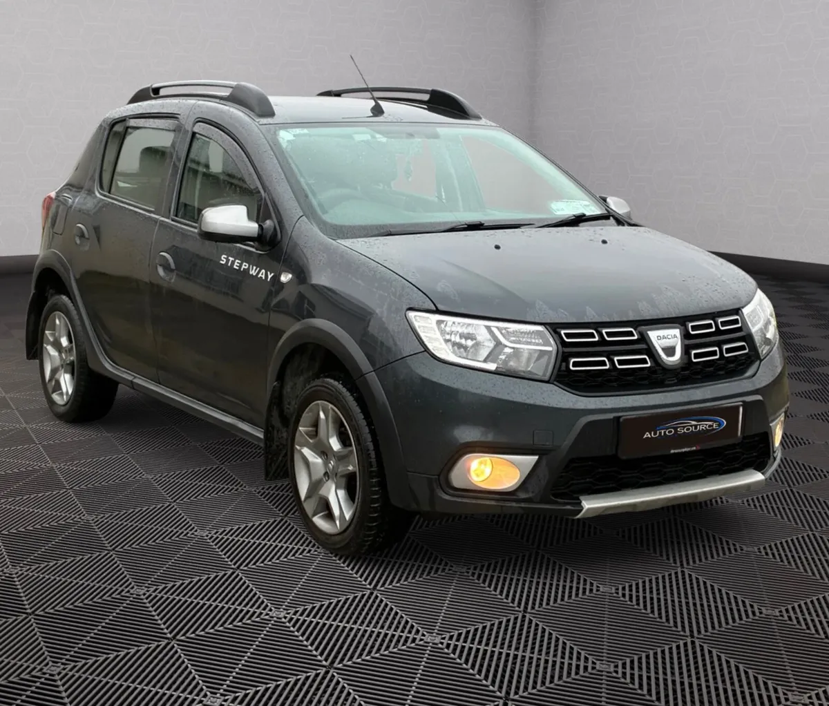 Dacia Sandero Stepway *NCT 03-27* - Image 3