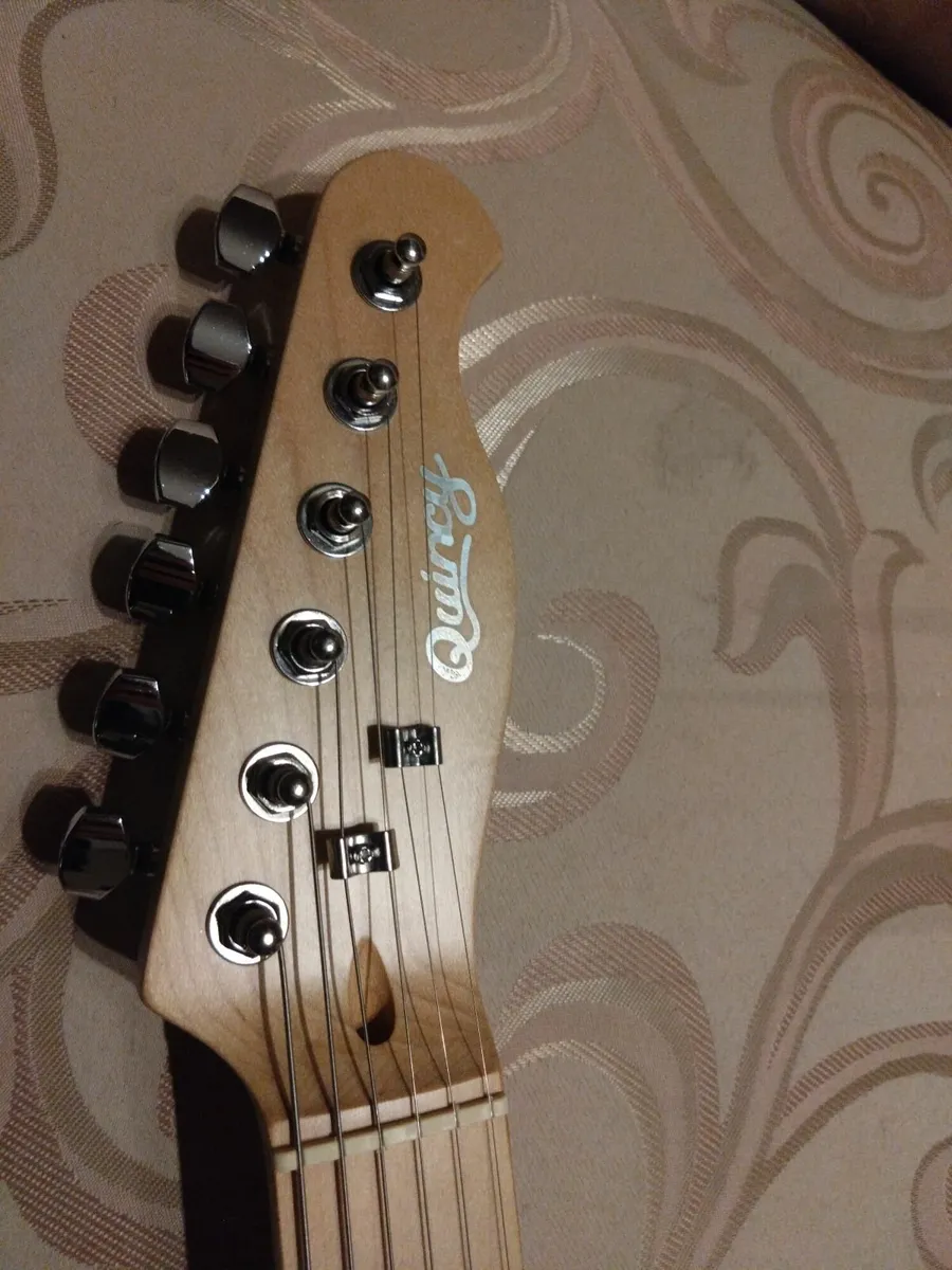 Brand new in box - Electric Guitar with lead - Image 3