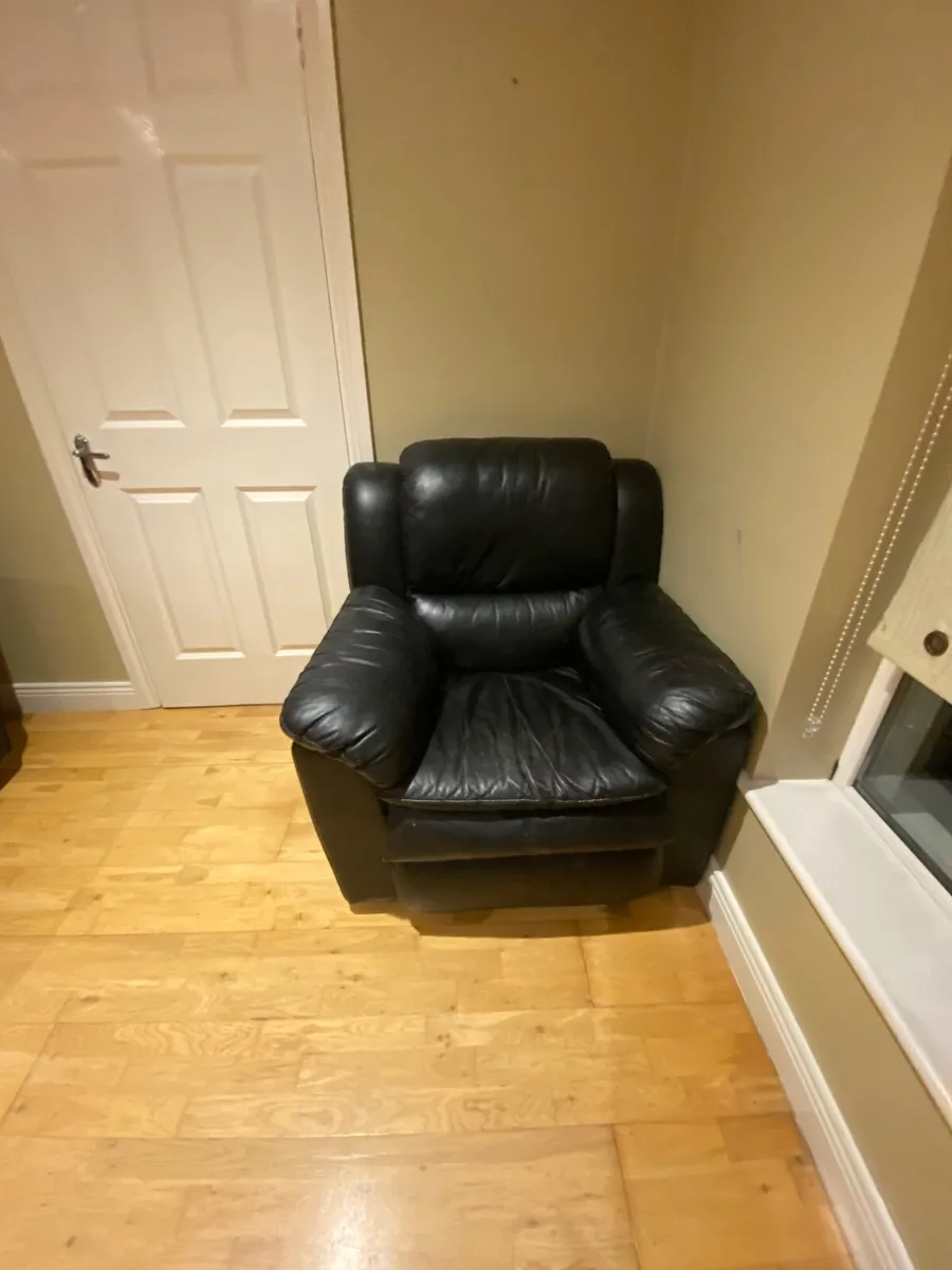 3 Seater Recliner Sofa & Chair - Image 2