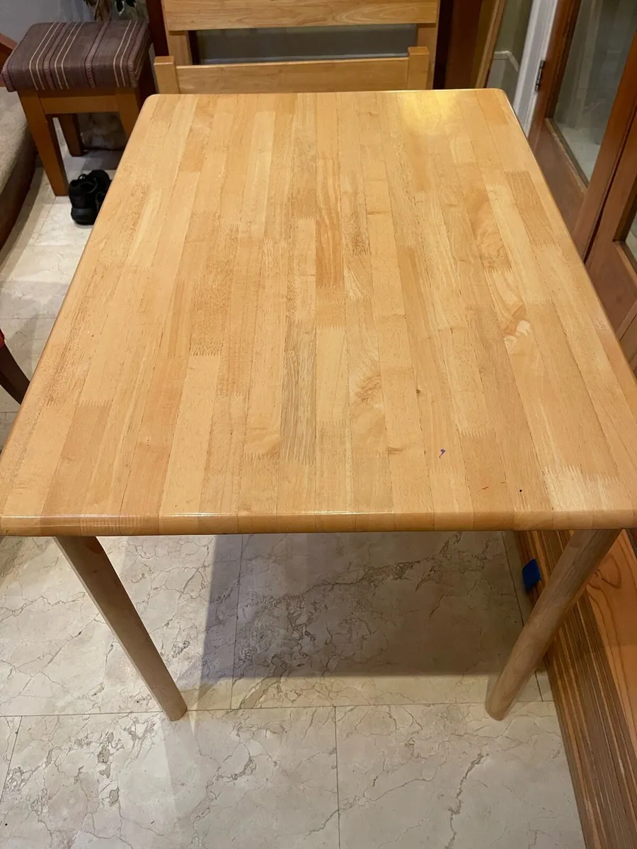 Lovely Compact 3.5 Ft Kitchen Dining Table - Image 1