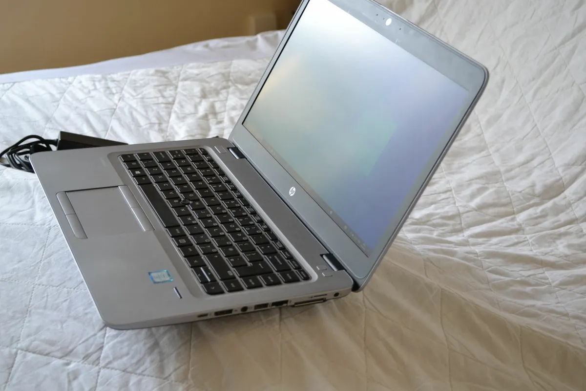 HP 14″ 1080p i7 16gb 512ssd Win 11 Office+ 2024 - Image 4