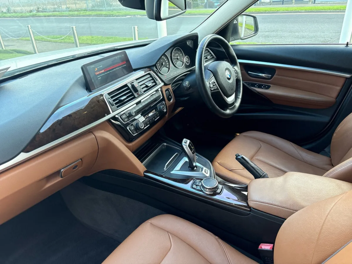 BMW 3-Series 2.0L Petrol Plug-in Hybrid Automatic - Image 3