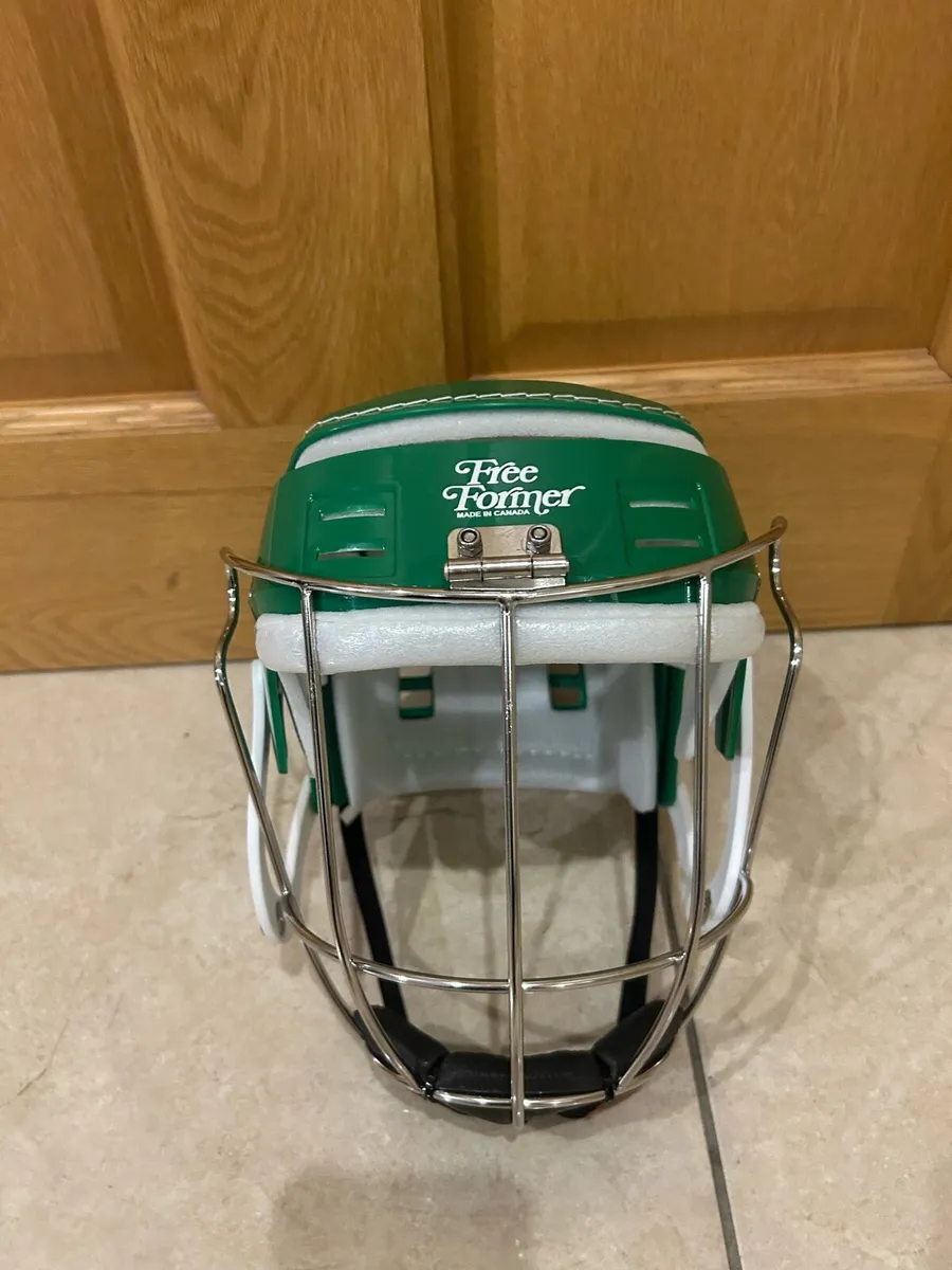 Hurling Helmet - Image 1