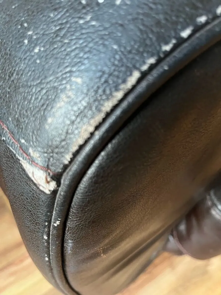 two-seater leather sofa - Image 3