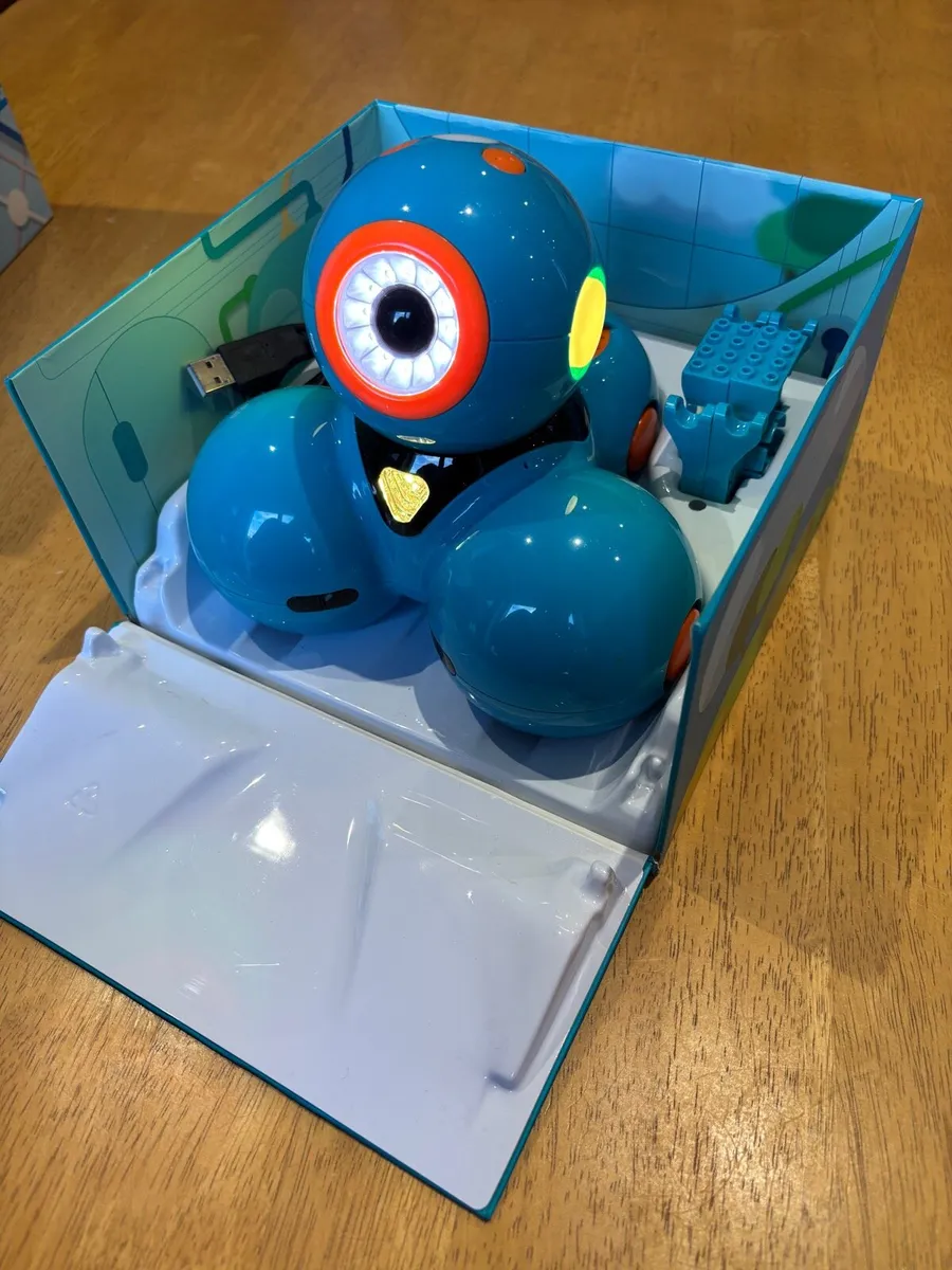 Dash Robot toy by Wonder Workshop - Image 3