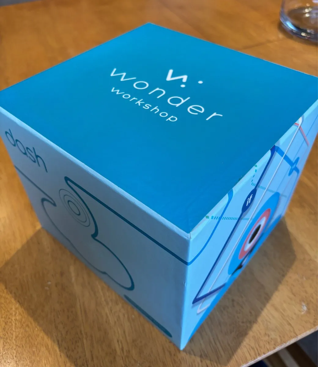 Dash Robot toy by Wonder Workshop - Image 4