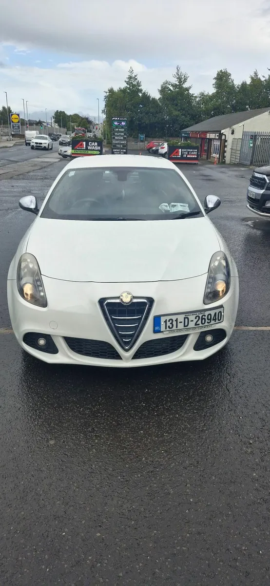 Alfa Romeo Giulietta 2013 - Image 1