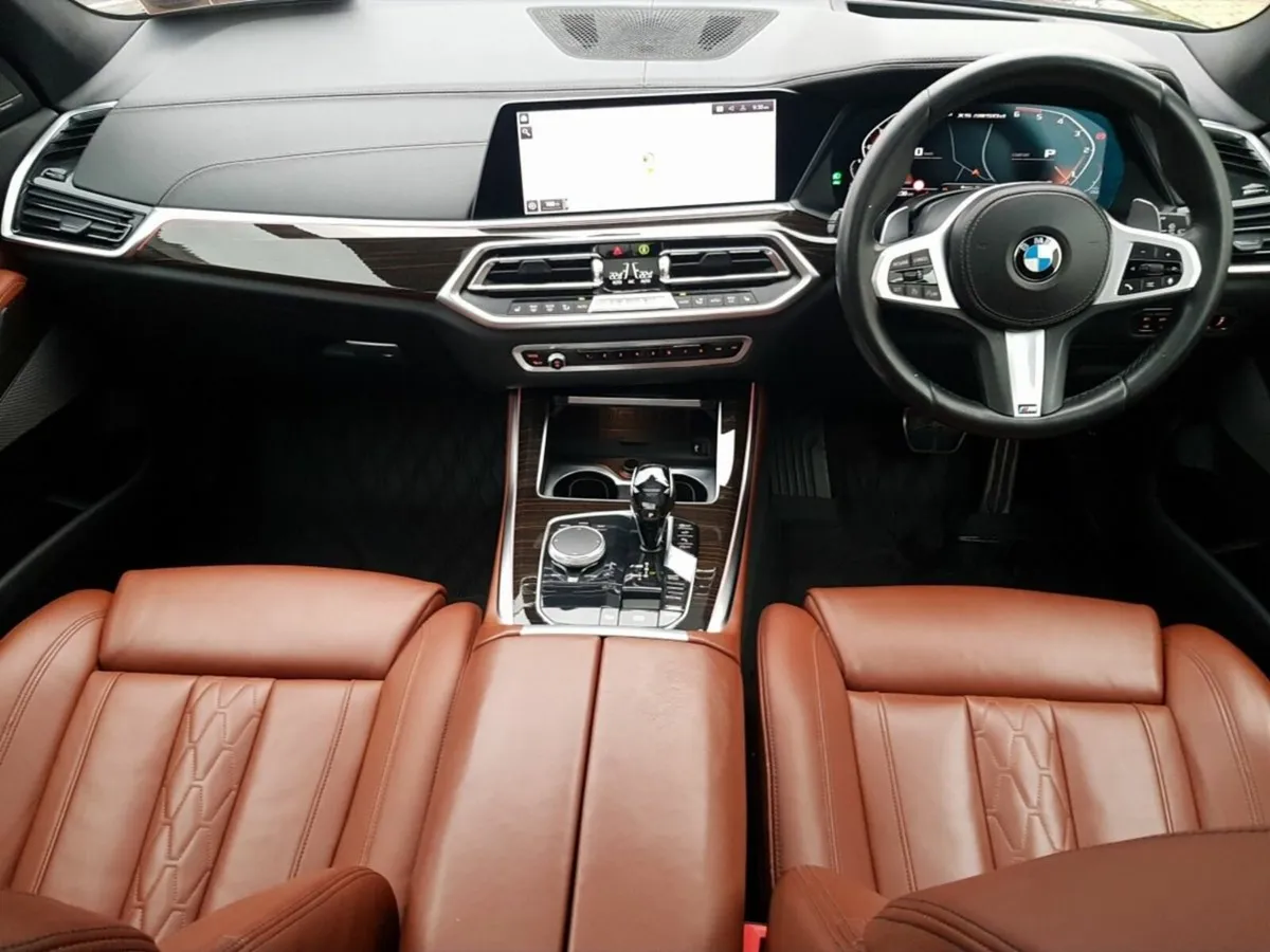 BMW X5 M50d - Image 4