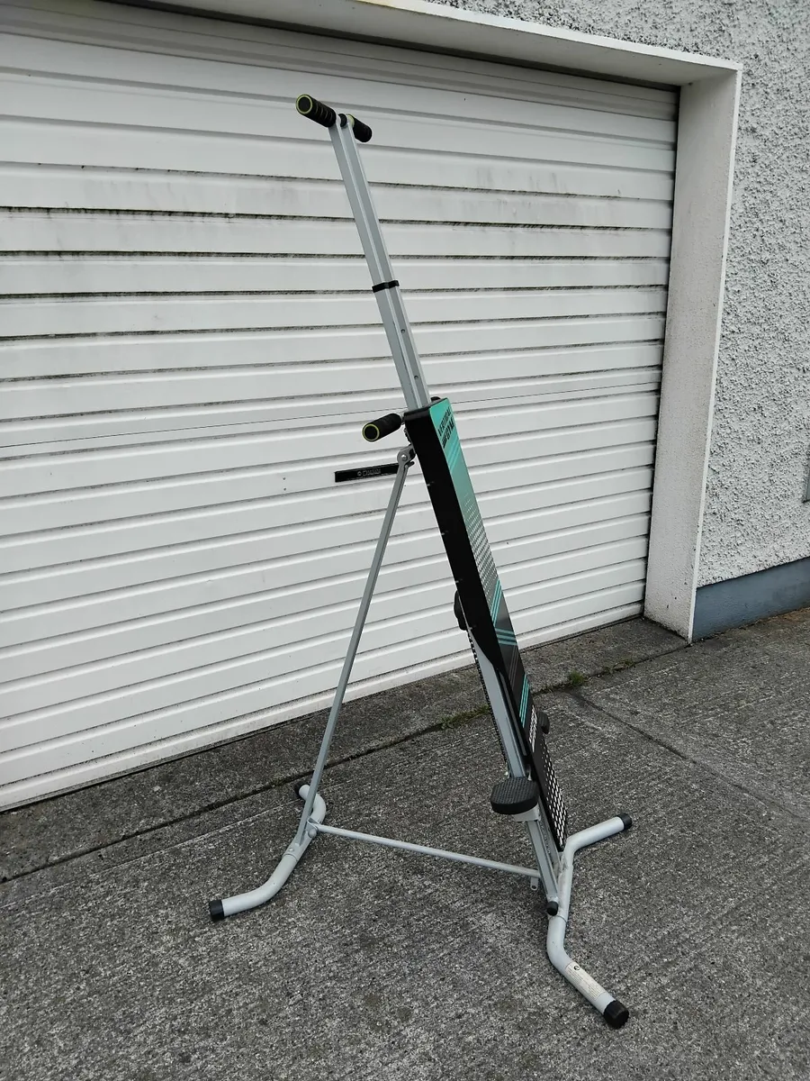 Vertical Gym. - Image 2