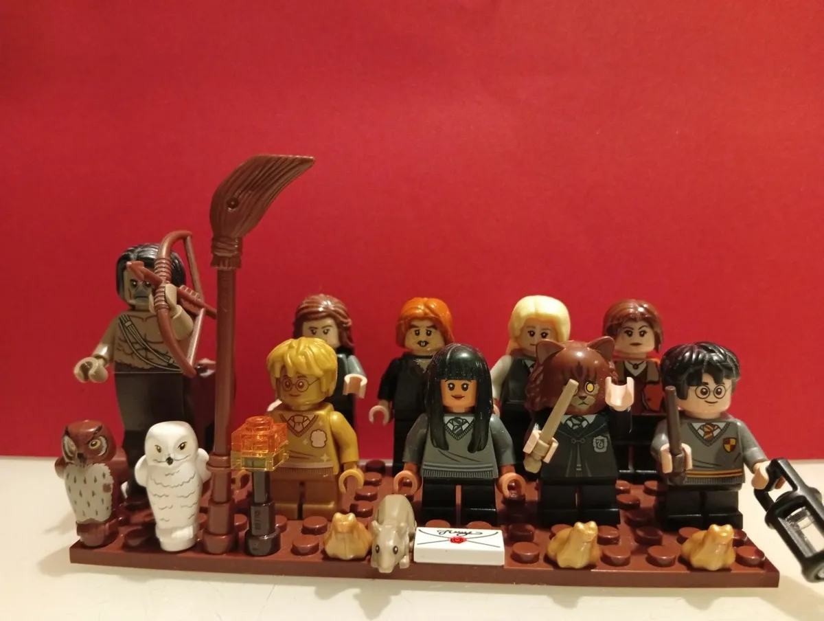 Lego figures - Image 1