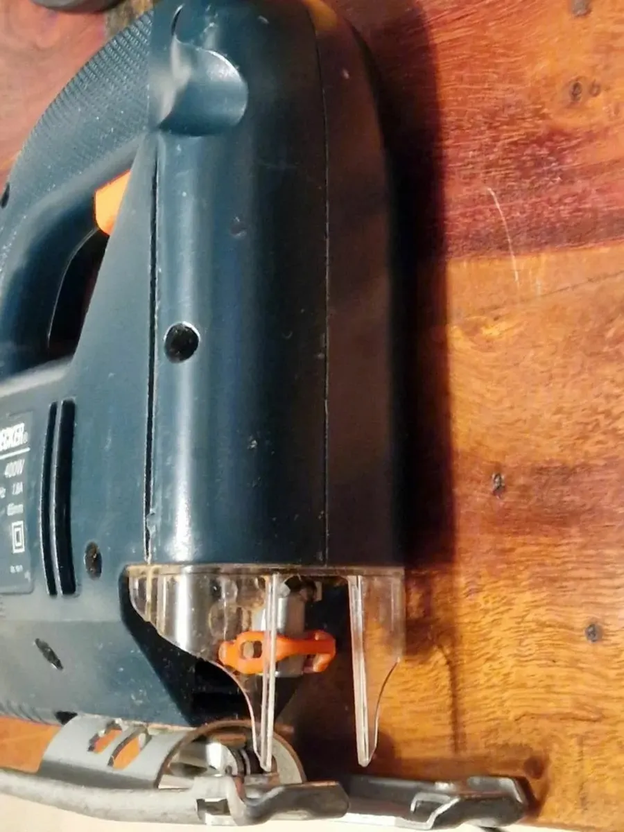 Black & Decker Ks633E 400W Variable Speed Jigsaw - Image 3