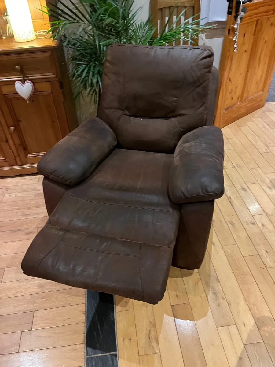 Reclining sofa - Image 1