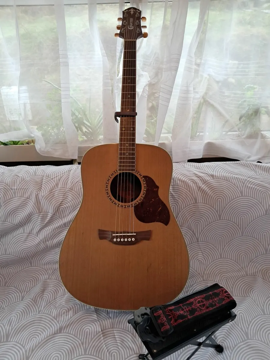 Crafter Guitar - Image 1